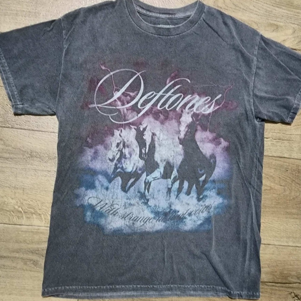 Deftones White Pony Graphic T-Shirt Mens Small Gray Acid Wash Band Tee 2023